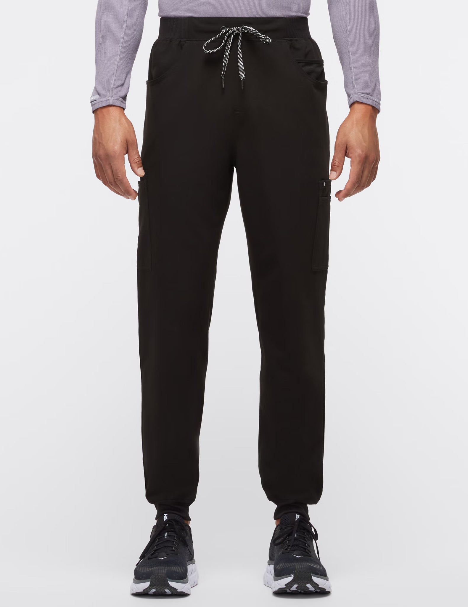 V-Neck / Mesh Jogger